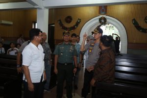 Jelang Natal, Kapolrestabes Medan Bersama Dandim 0201/BS Cek Gereja