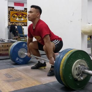 Konsistensi Trio Lifter Menuju Olimpiade Angkat Besi
