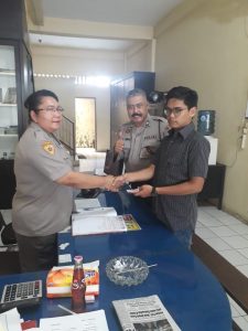 Putra Aiptu B.E Sirait Mendapat Penghargaan dari Kapolrestabes Medan