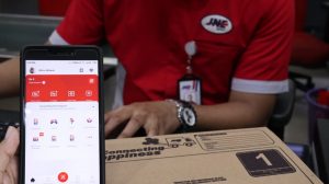 Kolaborasi dengan LinkAja, JNE Permudah Pembayaran Pengiriman Logistik Secara Nontunai