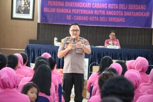 Kapolresta Deli Serdang Pesankan Ibu-ibu Bhayangkari Agar Mendukung Suaminya