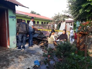 Nek Sulastri Teriak-teriak Minta Tolong, Rumah Ukuran 4×4 yang Dikontraknya Terbakar