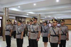 Kabag Ops, Kasat Reskrim dan 2 Kapolsek di Deli Serdang di Ganti