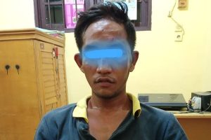 Gelapkan Mobil Pinjaman, Wahyu Benjol-Benjol Digebuki Warga di Rumahnya