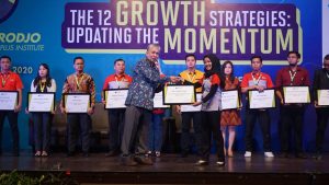 JNE Medan Raih 4 Penghargaan Sekaligus di Indonesia Marketeers Festival 2020