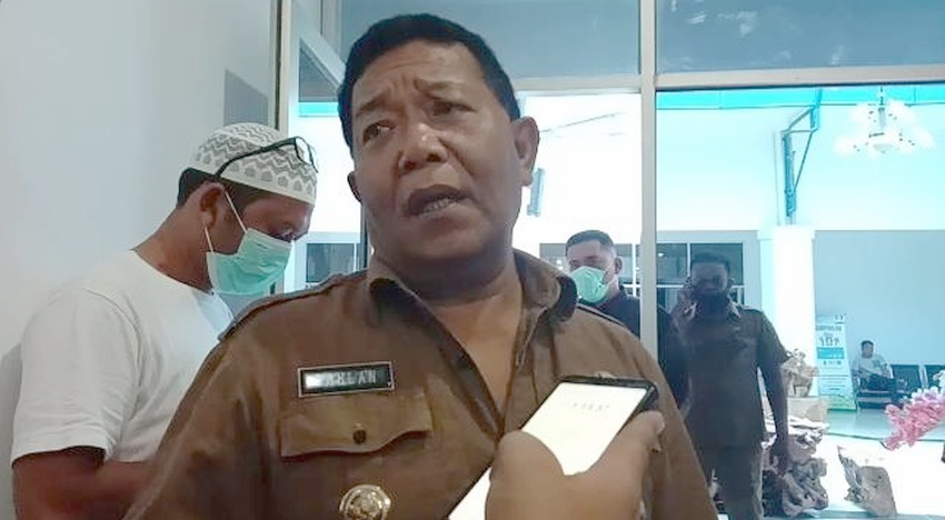 Bupati Madina Drs Dahlan Hasan Nasution