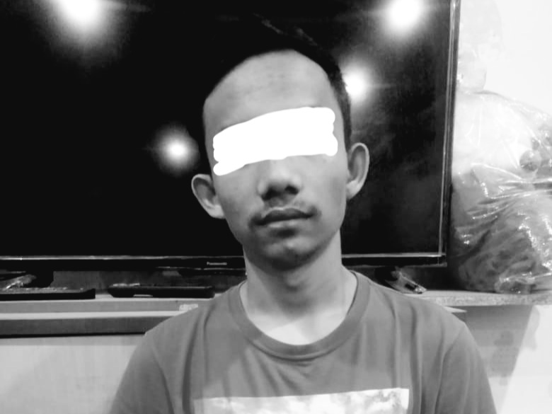Istri Pergoki Suaminya Berselingkuh Di Hotel