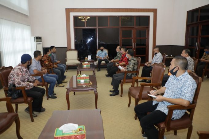 Bupati Asahan Terima Audiensi HIPMI dalam Pembahasan Undangan Muscab