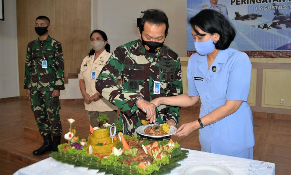 Danseskoau : Seskoau Berhasil Cetak Kader Pemimpin TNI AU Yang Handal
