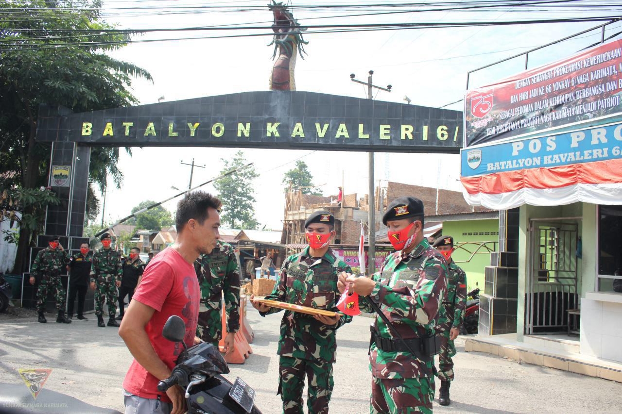 Sambut HUT ke 75 Republik Indonesia, Yonkav 6/NK Peduli Sesama Melawan Covid-19