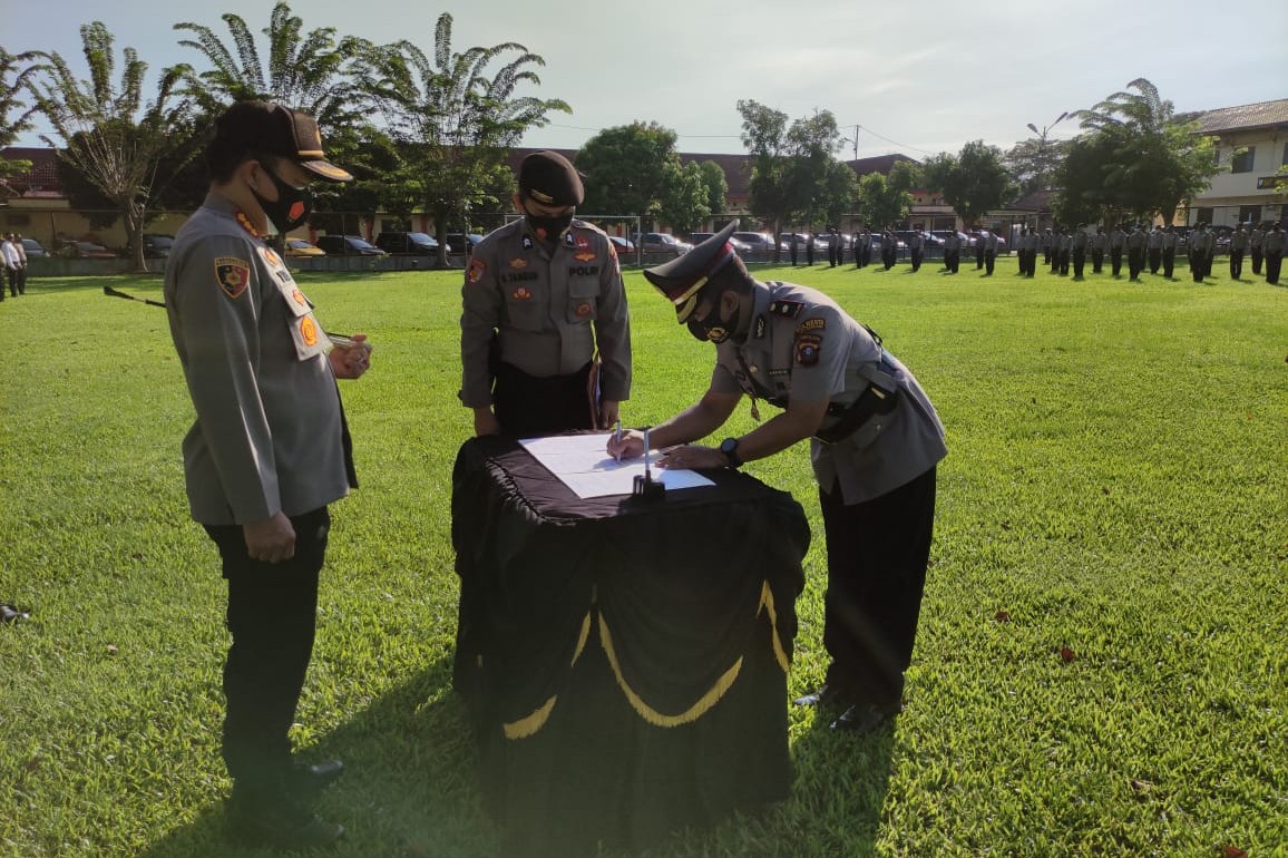 Kapolresta Deli Serdang Pimpin Sertijab Kasat Lantas