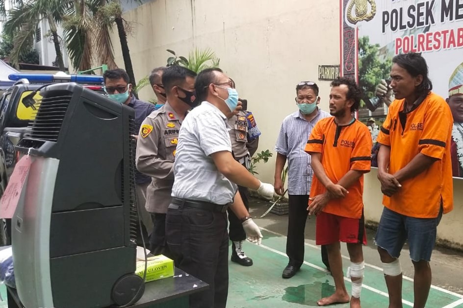 Dua Pelaku Bobol Toko Ditembak, Ketahuan Karena Jual Barang Curian ke Warga