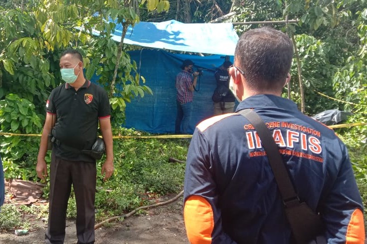 Pastikan Penyebab Kematian, Polres Madina Bongkar Kuburan Rahmadsyah Lubis