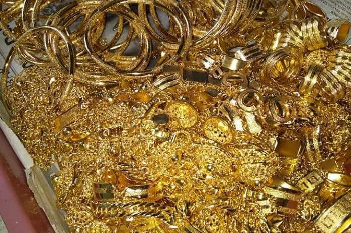 Harga Emas Turun Dalam Sepekan, Ada Dua Faktor Pemicunya