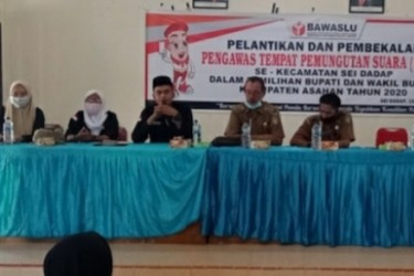 Panwascam Sei Dadap Lantik dan Beri Pembekalan Terhadap 92 Orang PTPS