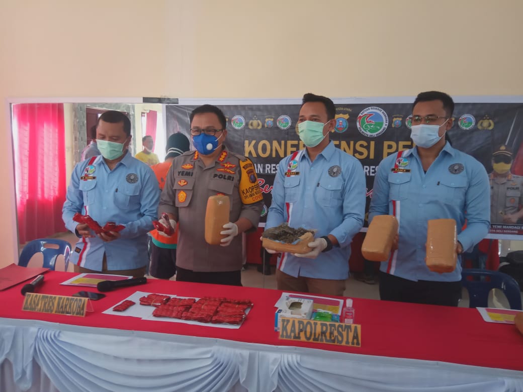 Kapolresta Deli Serdang Ungkap Kasus Psikotropika 2.297 Butir