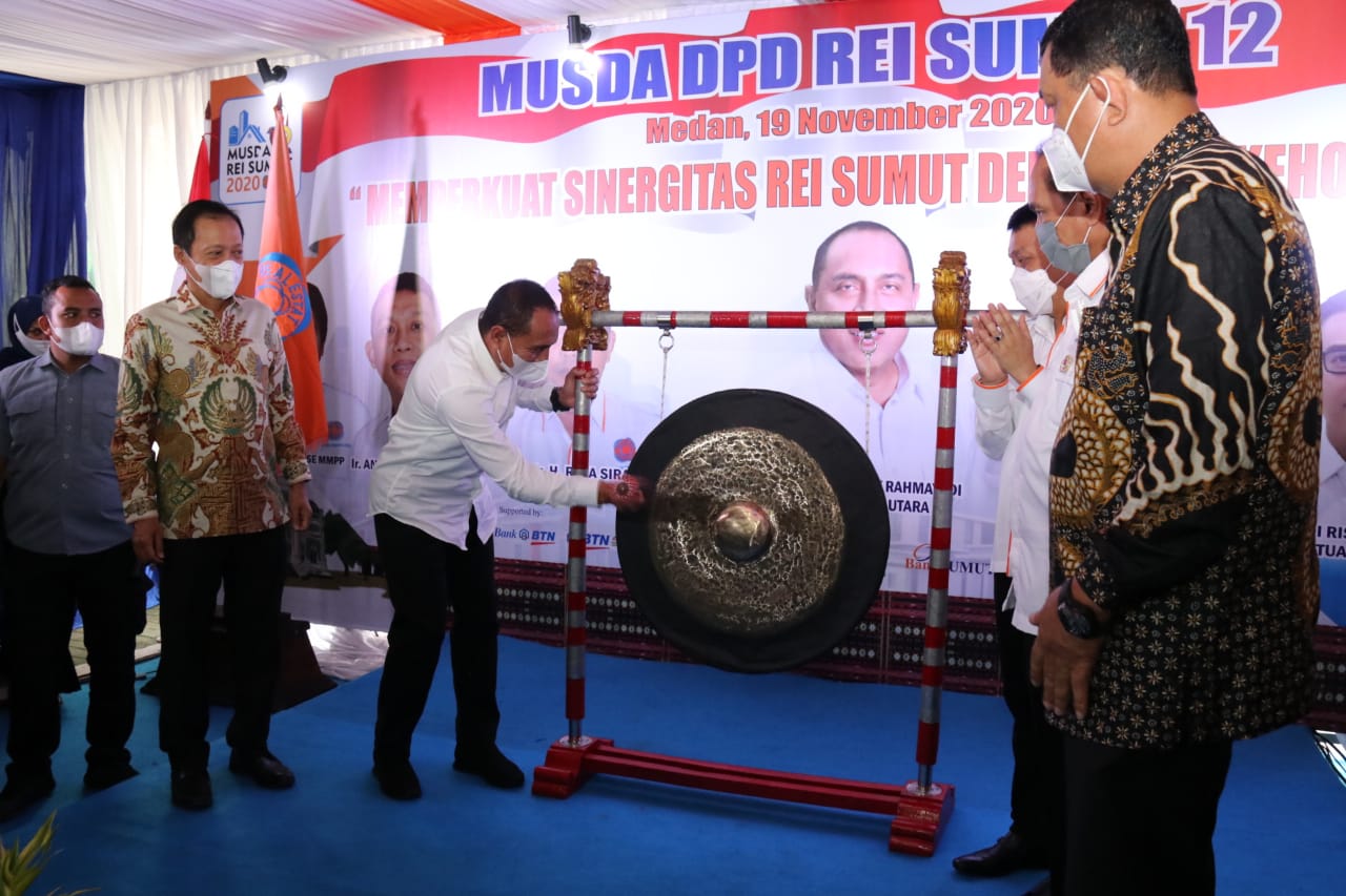 Pjs Wali Kota Dampingi Gubsu Buka Musda DPD REI Sumut 12