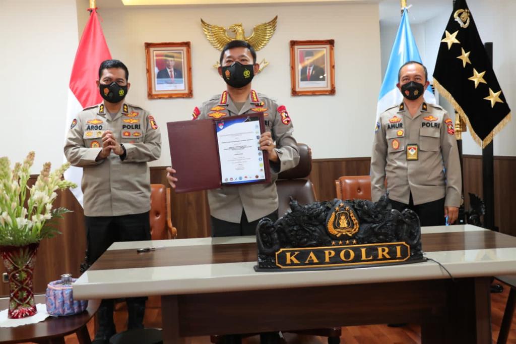 Kukuhkan Tim Koordinasi Interpol, Kapolri Sebut Penanganan Kejahatan Transnasional Komprehensif
