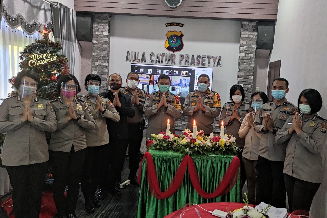 Polresta Deli Serdang Rayakan Natal Bersama Personel Jajaran Secara Zoom