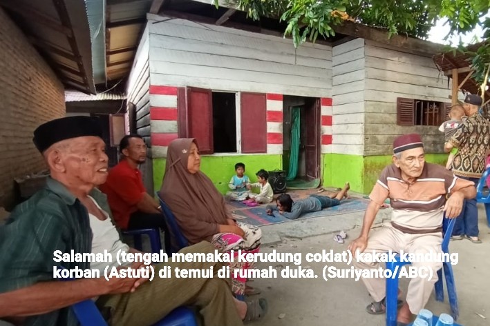 Isyarat Anjing Melolong Panjang Sedih Malam Hari Sebelum Korban Tewas