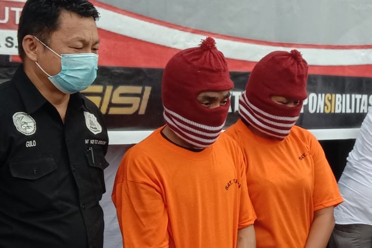 Diupah Mobil Ford, Pasutri Asal Simalungun 4 Kali Jadi Kuli Pikul Sabu, Barbut 10 Kg Diamankan Polisi