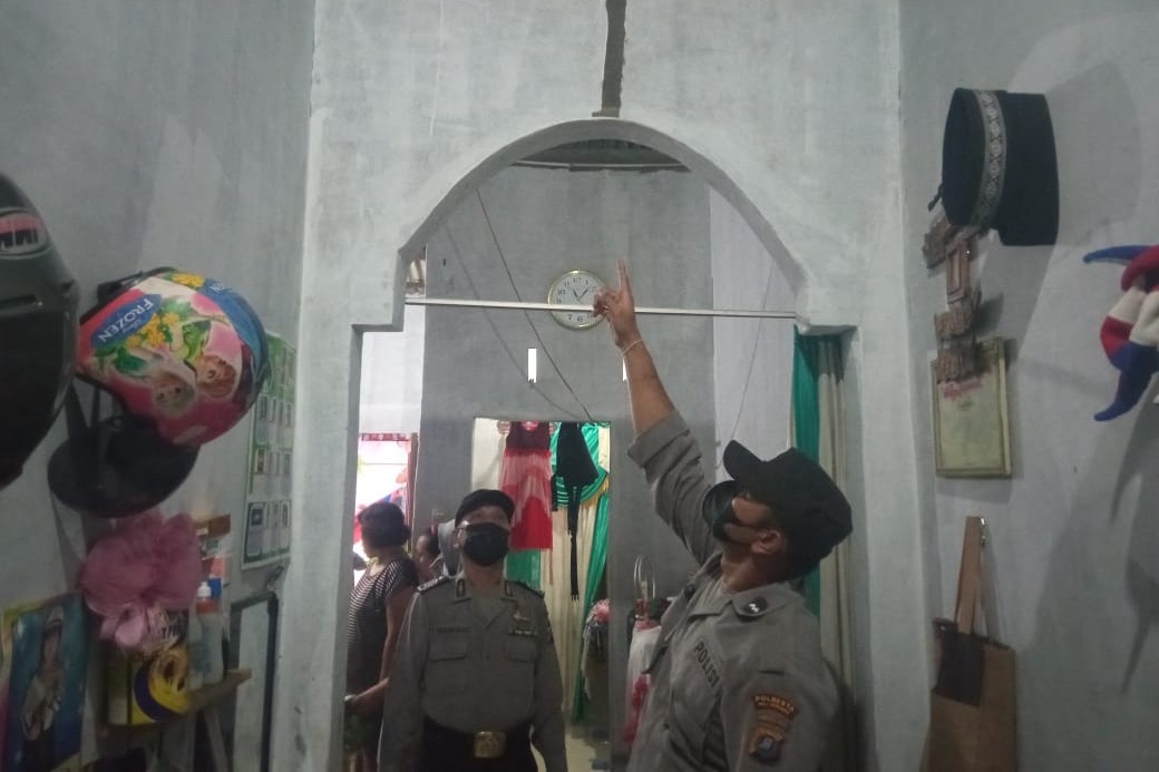 Istri Pergi Antar Pesanan Online, Suami Akhiri Hidup Dengan Gantung Diri