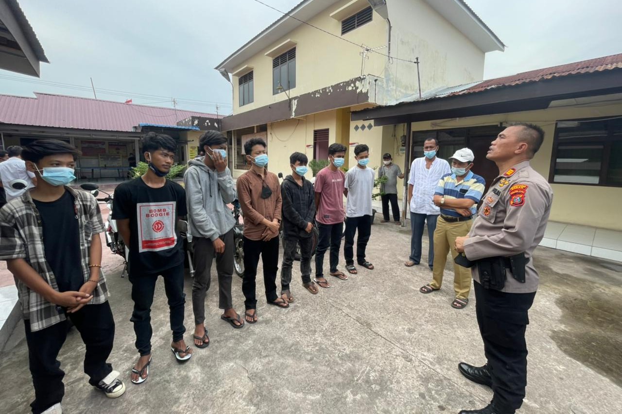 Diamankan Karena Tauran dan Balap Liar, 7 Remaja Ini Ikrarkan Janji di Kantor Polisi