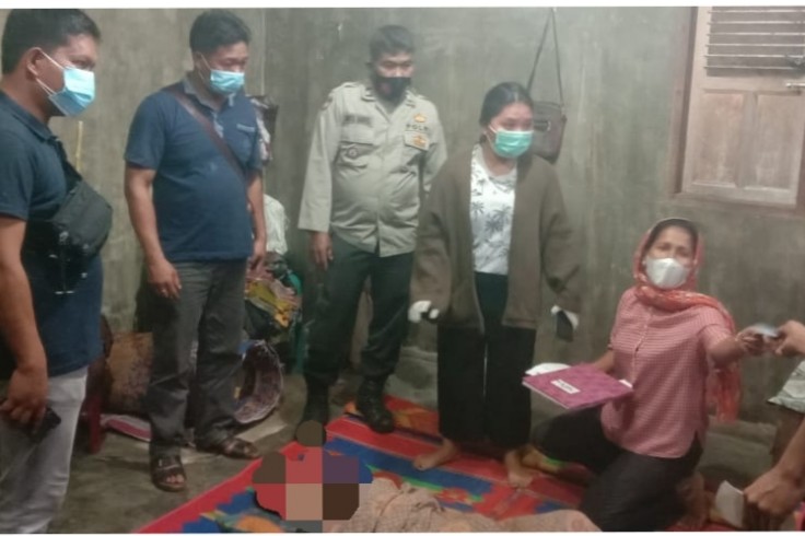 Ibu Muda Gantung Diri di Kamar Rumahnya Dihadapan Balita