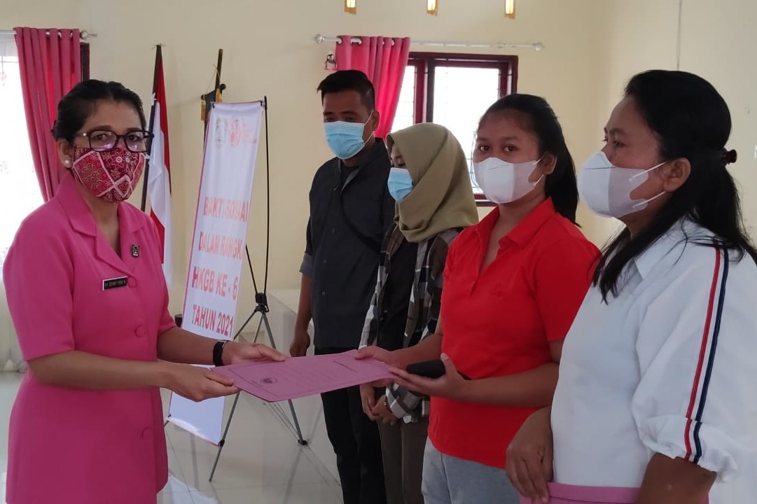 Meninggal Karena Covid-19, Ketua Bhanyakari Deli Serdang Berikan Tali Asih