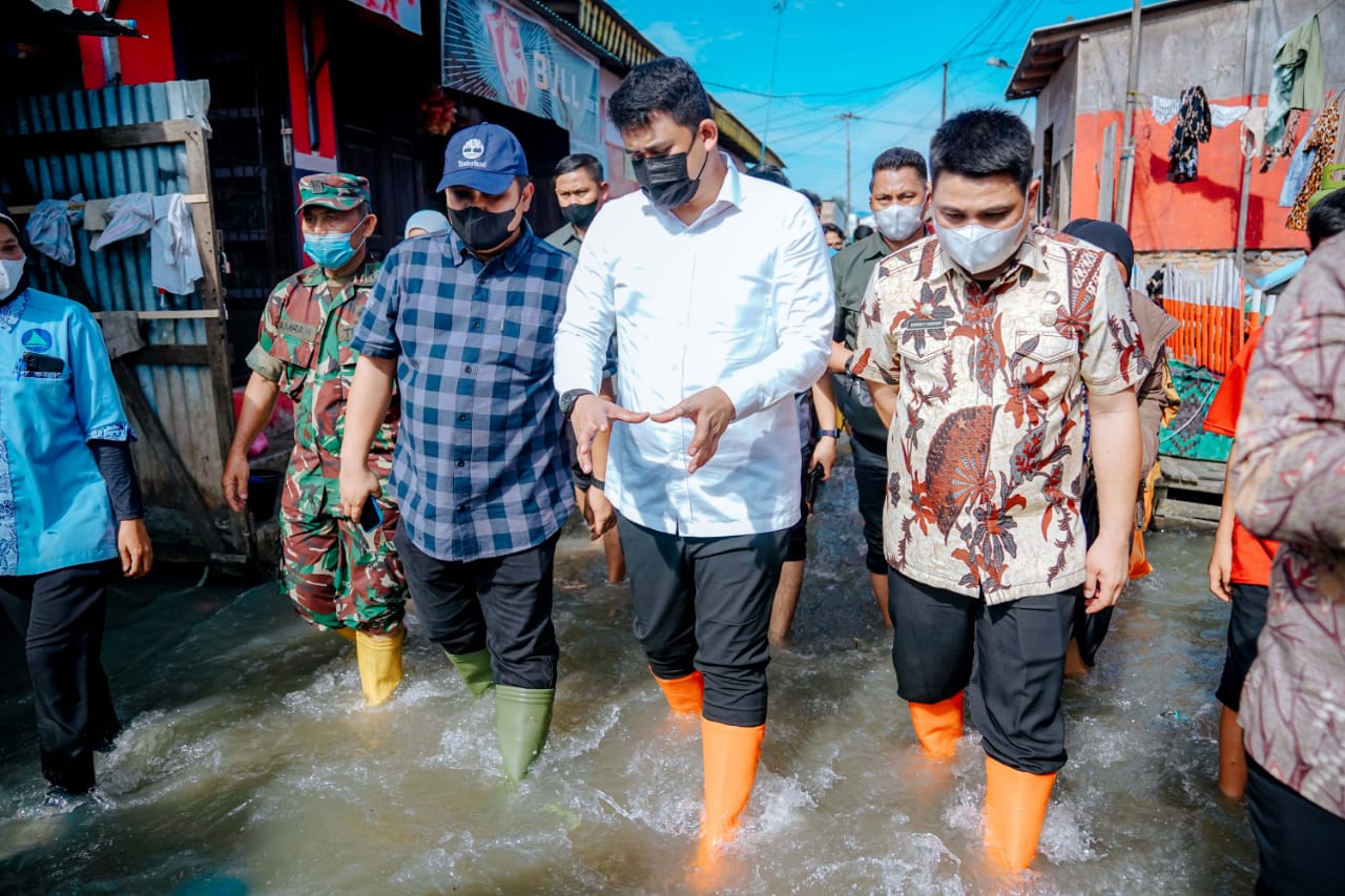 Minimalisir Banjir Rob di Belawan, Bobby Nasution Janji Tahun Ini Pemko Medan Akan Bangun Tanggul
