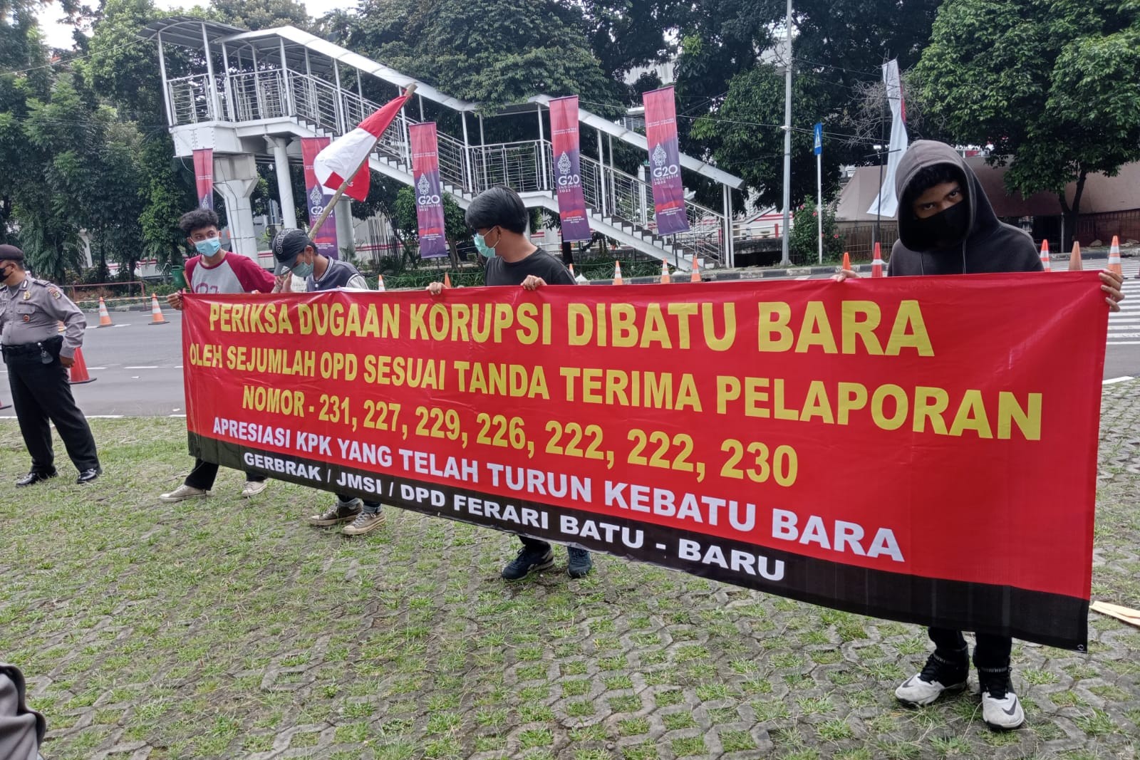 Orasi Bongkar Korupsi di Kabupaten Batu Bara dan Periksa Oknum Pangeran Berlangsung di Gedung KPK