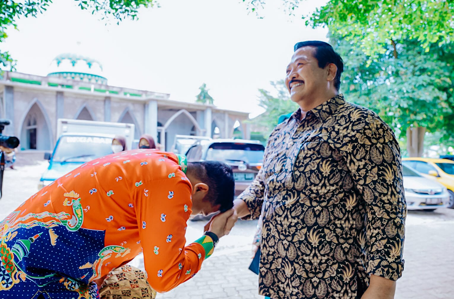 Ini Pesan Guru Sekolah Bobby Nasution Saat Mengunjungi SMA-nya di Bandar Lampung