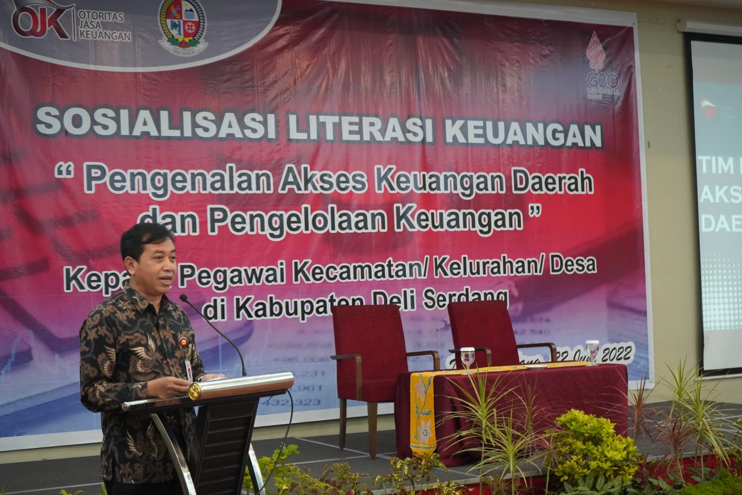 OJK Beri Edukasi Pengelolaan Keuangan Kepada Pegawai Kecamatan, Kelurahan dan Desa