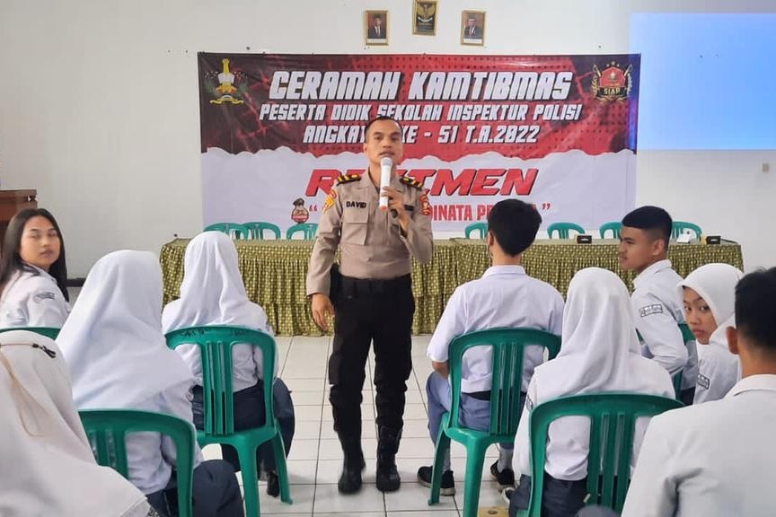Siswa Setukpa Lemdiklat Polri Ceramah Kamtibmas ke Sekolah dan Pesantren