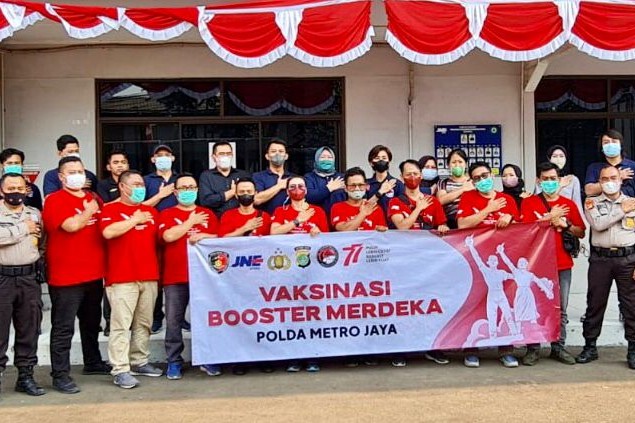 JNE dan Polda Metro Jaya Gelar Sentra Vaksinasi Booster, Gratis!!