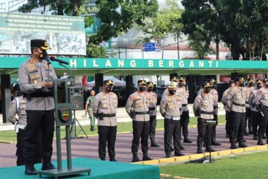 Ratusan Polisi Disiagakan Amankan Unjukrasa Kenaikan BBM di Medan