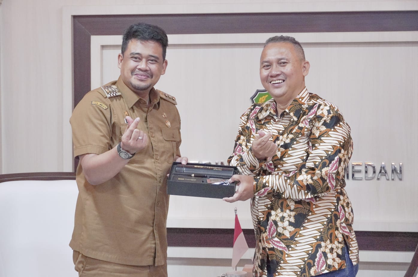 Pegadaian Undang Wali Kota Medan pada Puncak Festival Pasar Senyum Rakyat di Istana Maimun