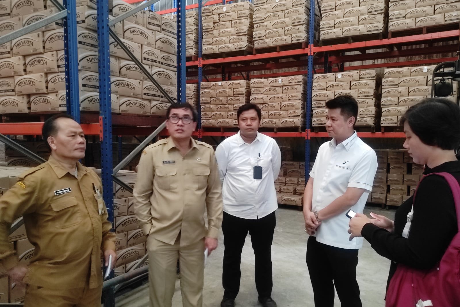 Tim Satgas Pangan Sumut Temukan 7000 Kardus Minyakita Sengaja Ditahan Distributor