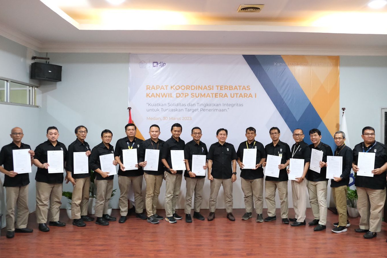 Pegawai Kanwil DJP Sumut I Teken Komitmen Integritas Pimpinan