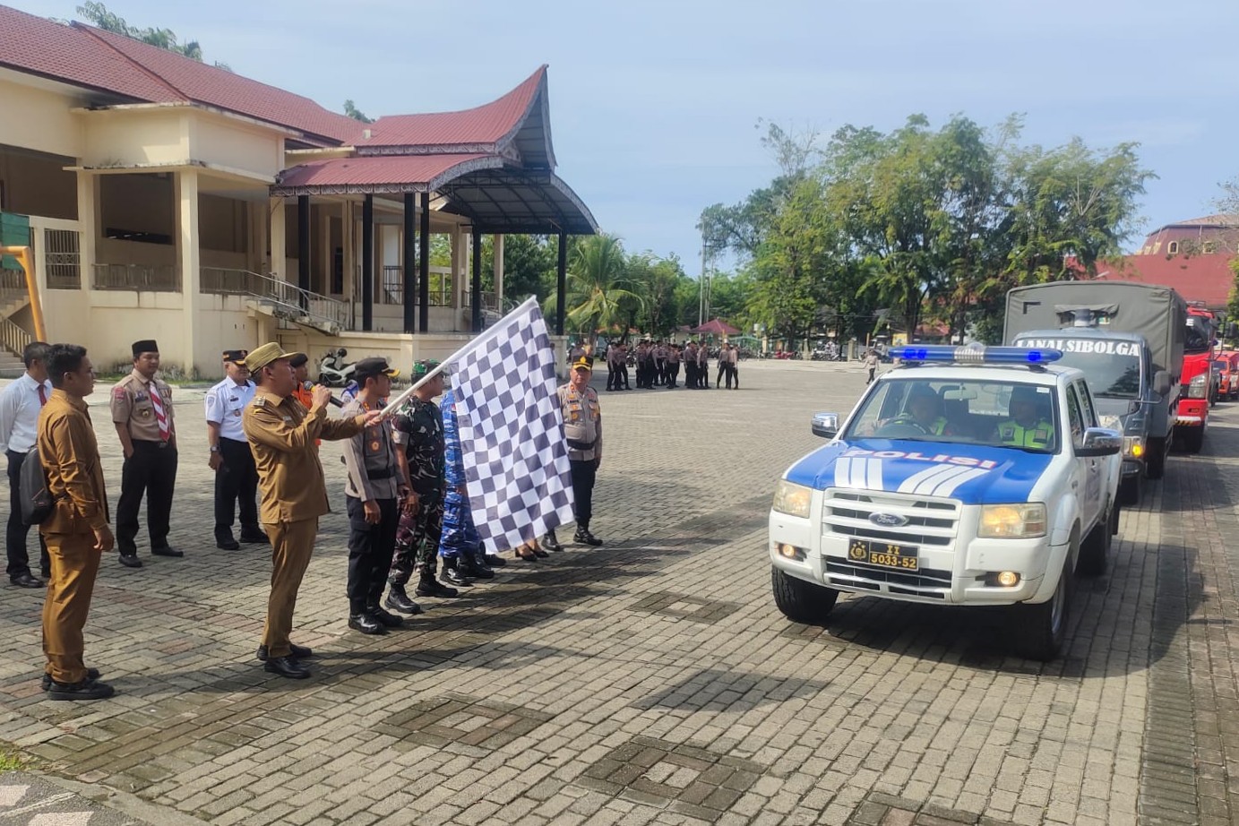 Wakil Wali Kota Sibolga, Pimpin Apel Pasukan Operasi Ketupat Toba 2023