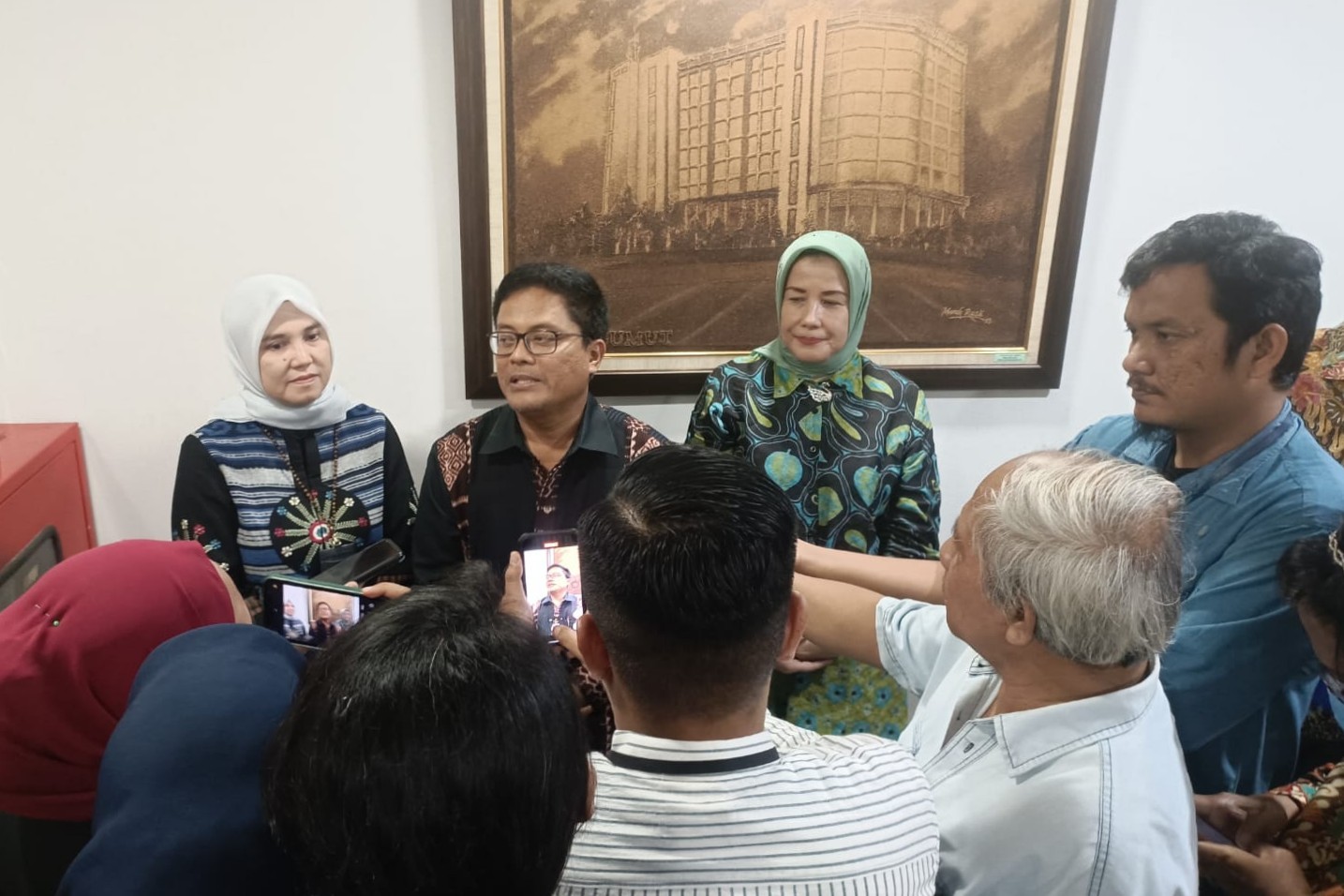 Dirut Bank Sumut Harus Lupakan IPO di Tahun Ini, Permintaan Bisa Menurun