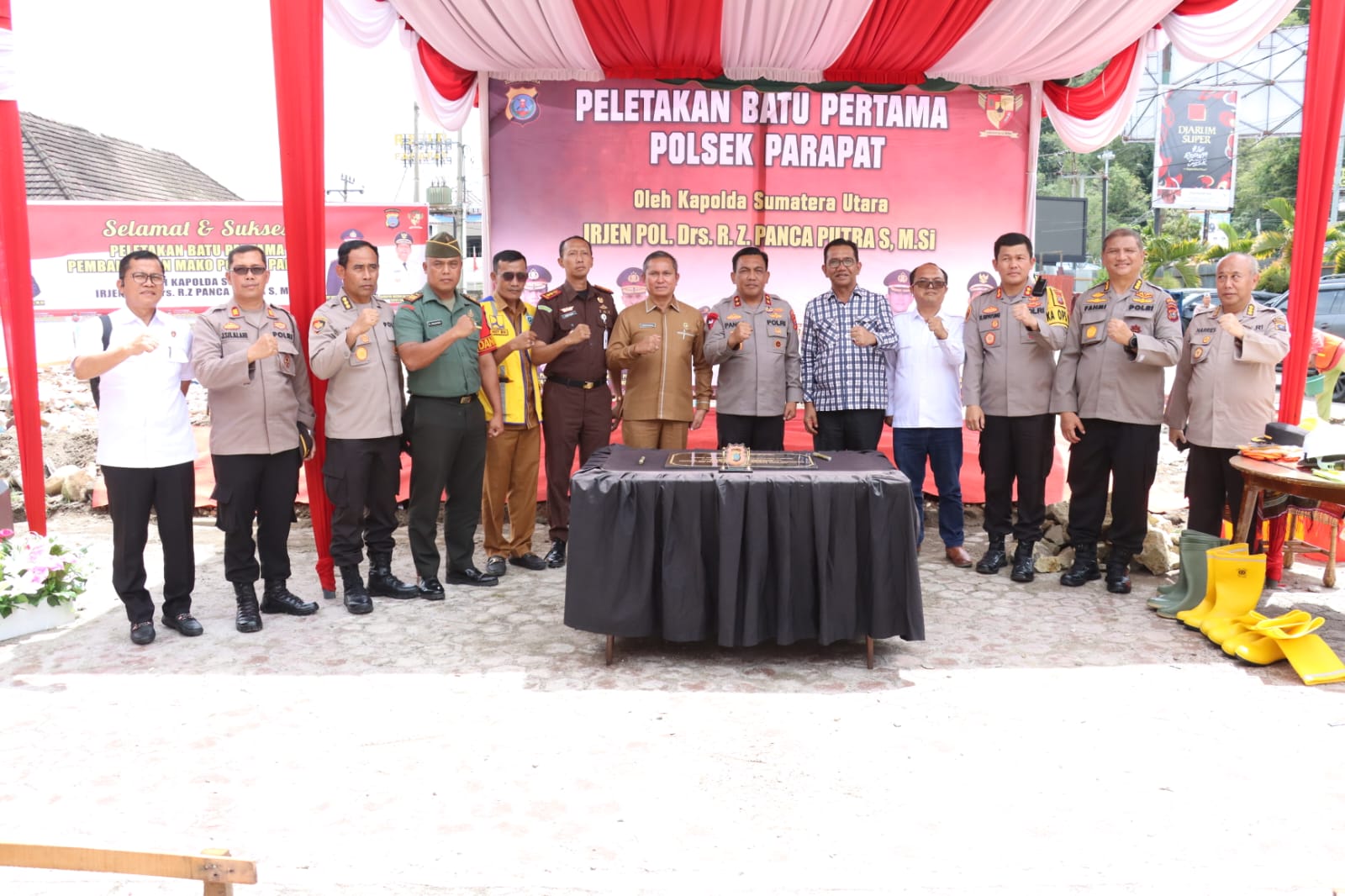 Revitalisasi Polsek Parapat, Kapoldasu Ajak Masyarakat Jaga Kamtibmas