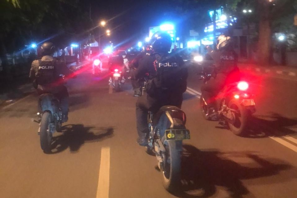 Polisi Bubarkan Tawuran di Medan dan Tangkap 7 Remaja Bersenjata Tajam