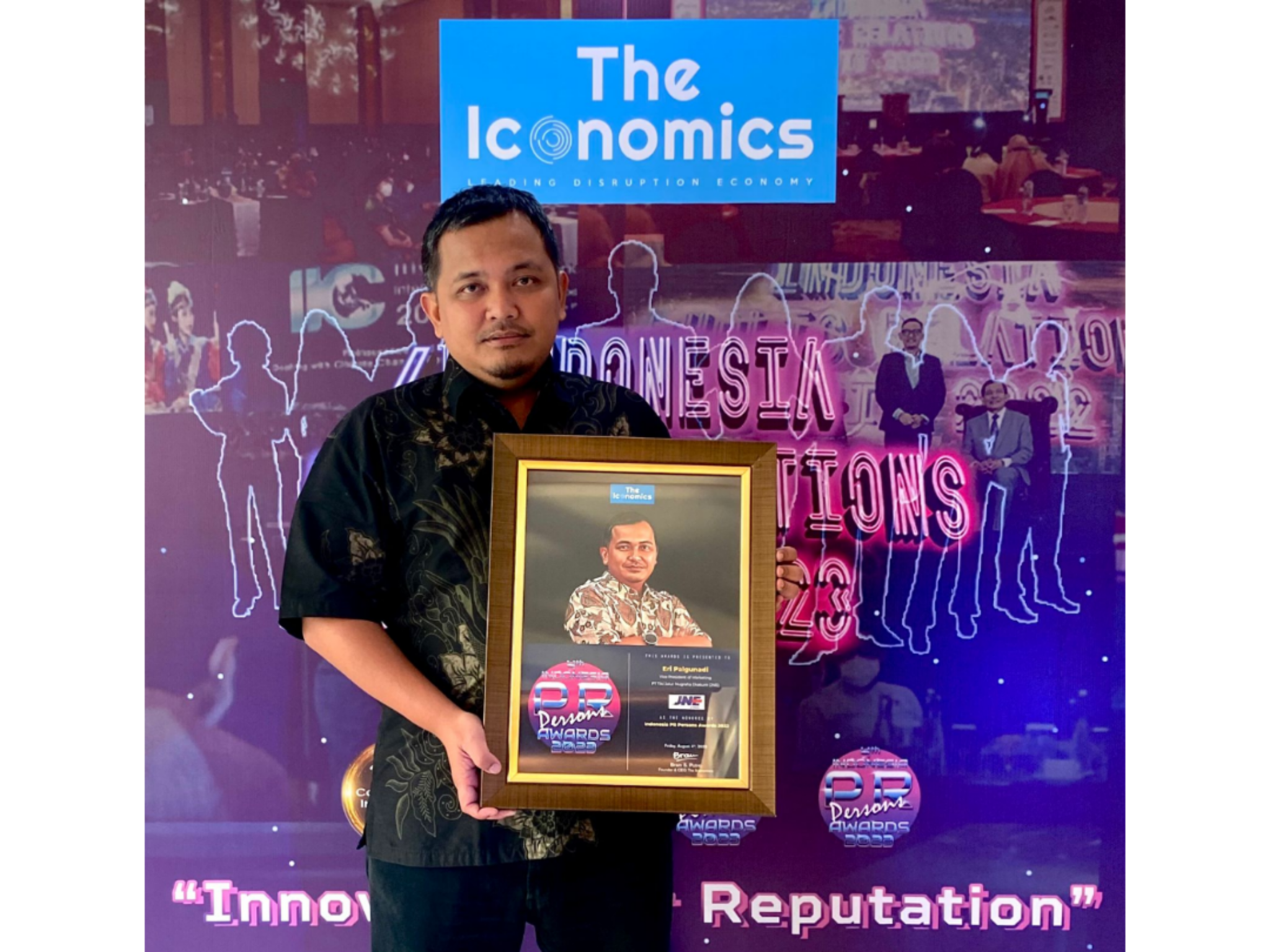 JNE Raih Penghargaan Public Relations Person Awards 2023