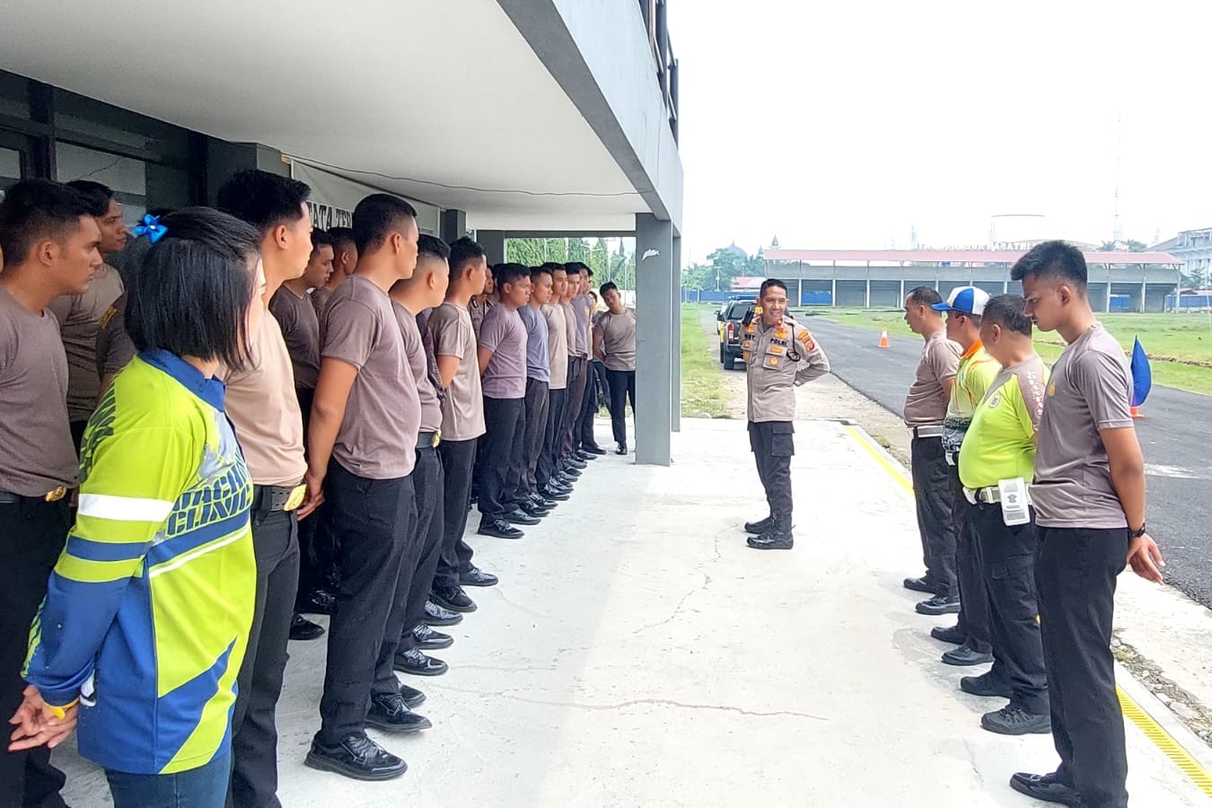 Dit Lantas Polda Sumut Latih Personel Samapta Kendarai Mobil Patroli Presisi