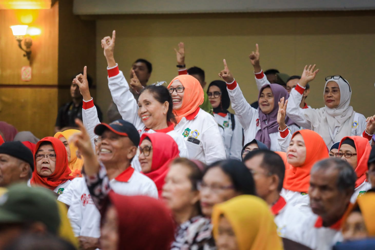 Peringati HLUN, Bobby Nasution Harapkan Lanjut Usia Tetap Semangat dan Produktif