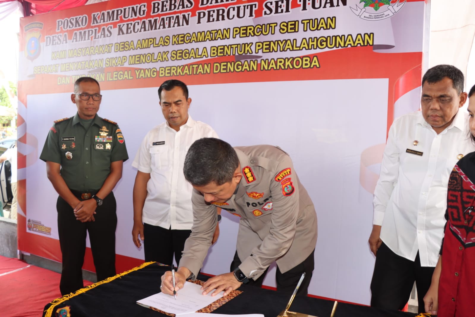 Polrestabes Medan Launching Kampung Bebas Narkoba di Jermal 15