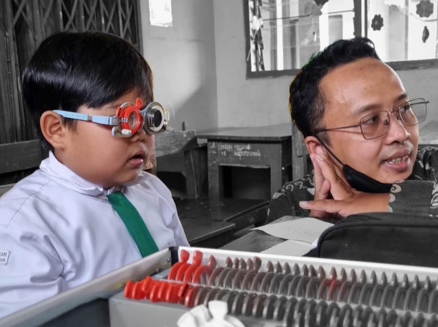 Pentingnya Merawat Kacamata