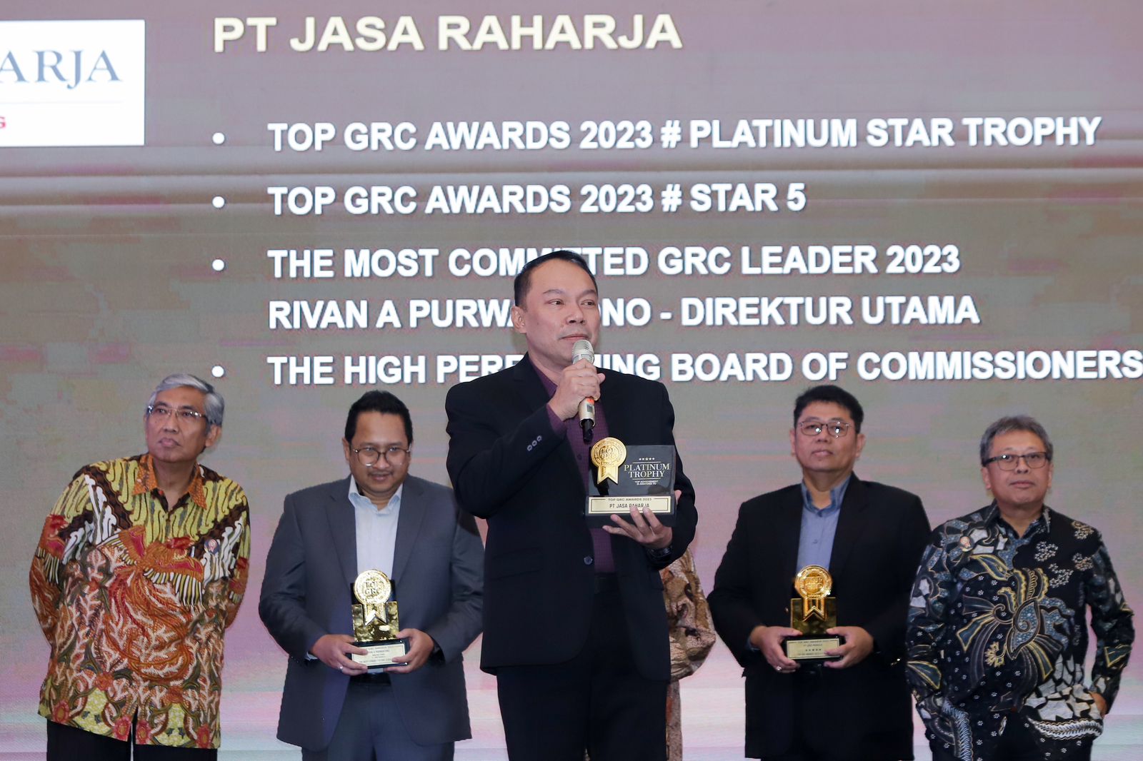 Jasa Raharja Kembali Borong Empat Penghargaan dari Ajang TOP GRC Awards 2023