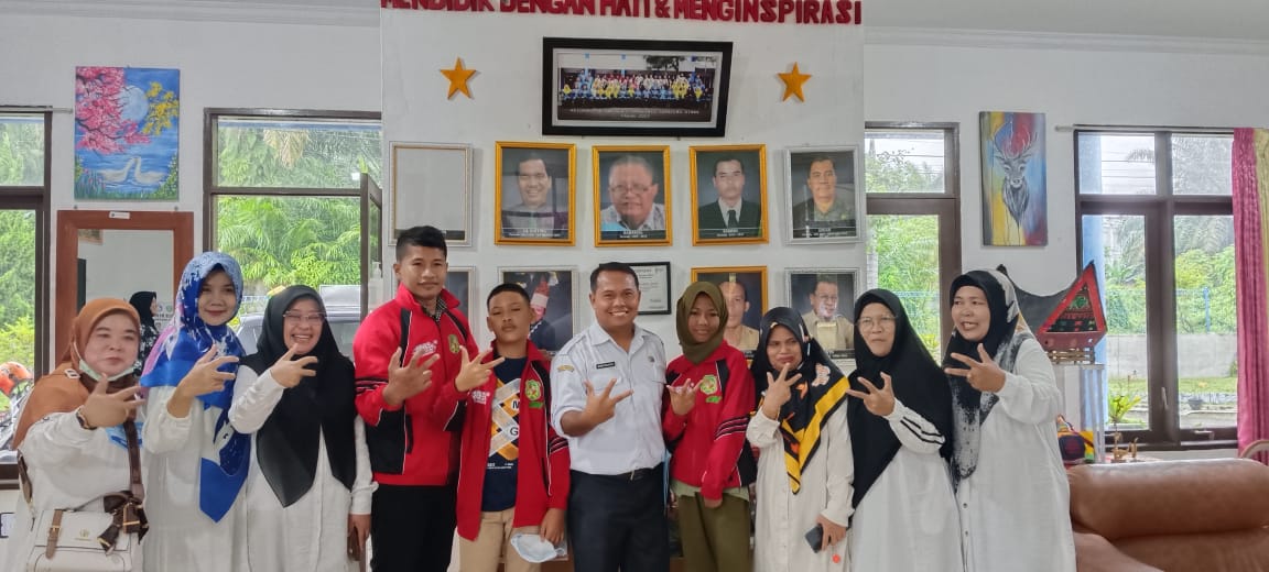 2 Murid SLB Negeri Pembina Medan Berangkat ke Pekan Kebudayaan Nasional di Jakarta